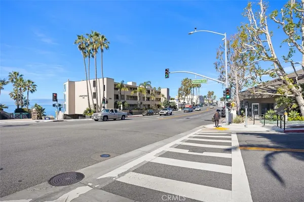 $3,880 | 1590 South Coast Highway, Unit 101 102, Laguna Beach, CA 92651