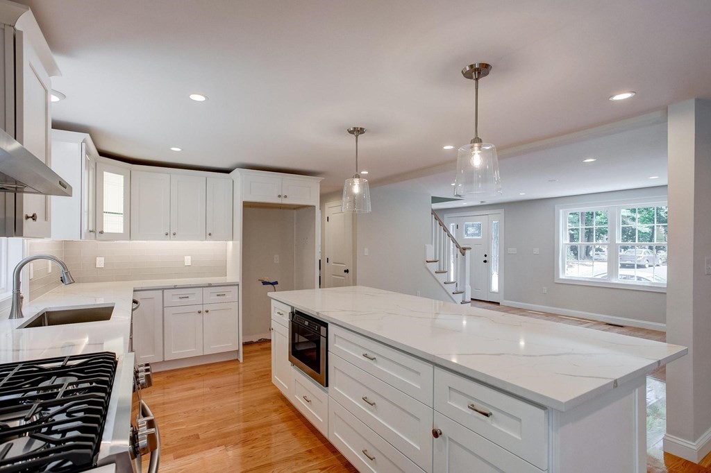 6 Ledgewood Road Wilmington, MA 01887 - Photo 12 of 38 Gallery Image 12