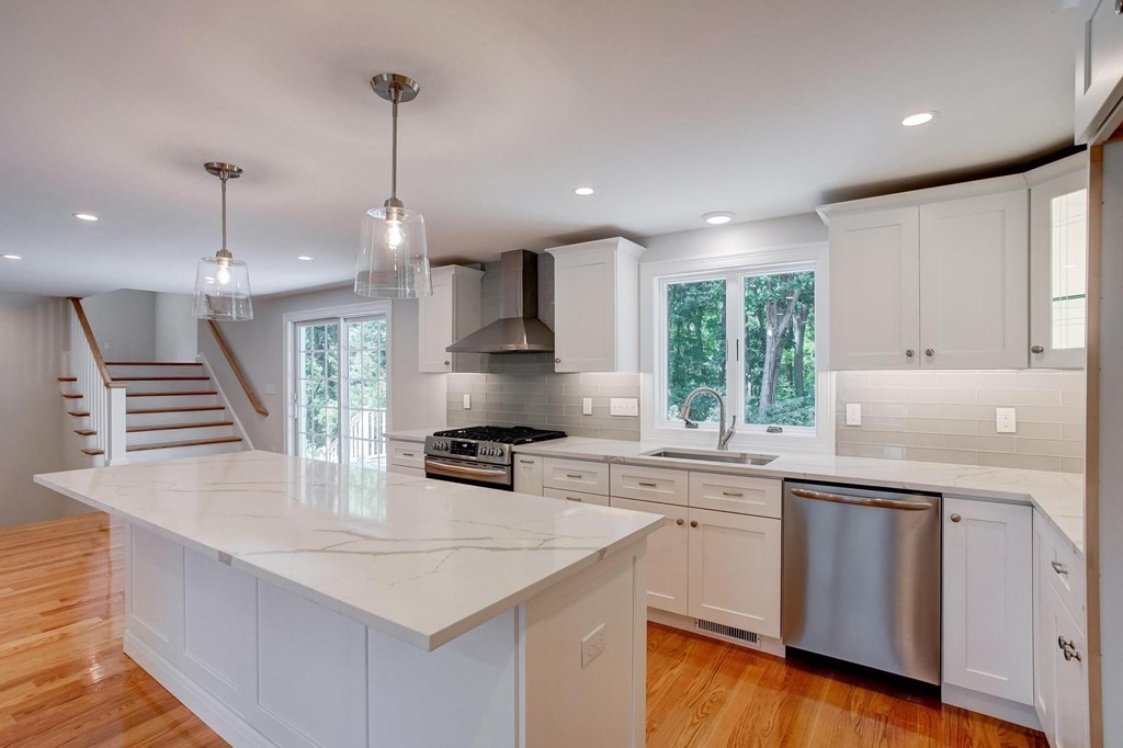 6 Ledgewood Road Wilmington, MA 01887 - Photo 14 of 38 Gallery Image 14