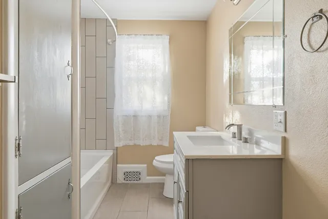 $342,000 | 711 West 20th Street, Casper, WY 82601