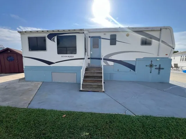 $48,000 | 6633 Southeast 51st Lane, Okeechobee, FL 34974
