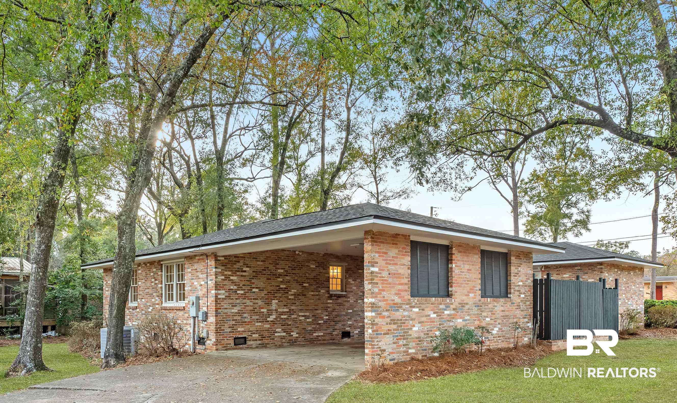 371 Francilla Circle Fairhope, AL 36532 - Photo 34 of 50 Driveway View