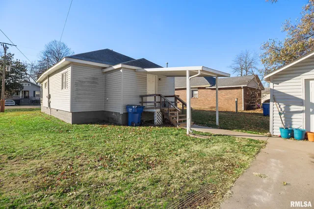 $60,000 | 716 West Poplar Street, Harrisburg, IL 62946