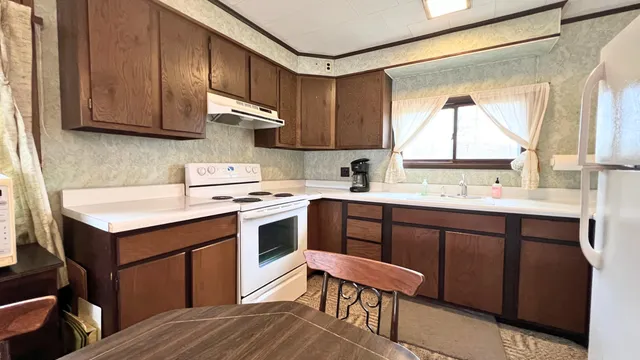 $97,500 | 14306 Wildwood Road, Evart, MI 49631