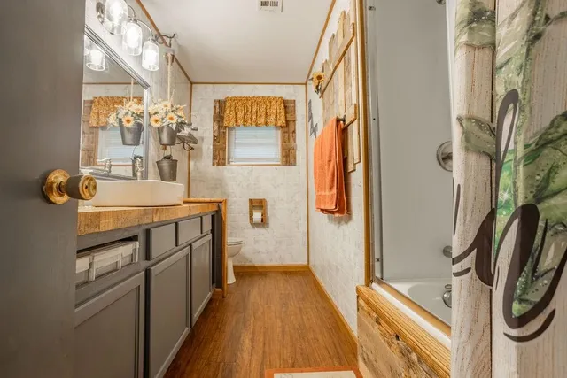 $215,000 | 71 Northwest 58th Lane, Lamar, MO 64759