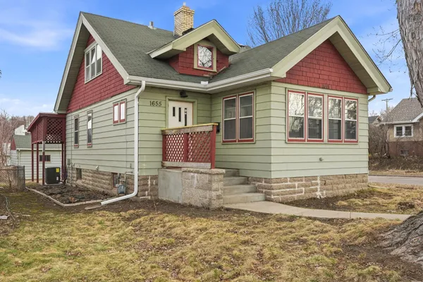 $259,900 | 1655 Ross Avenue, St. Paul, MN 55106