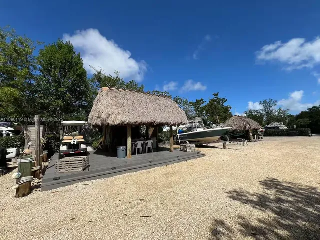 $3,300 | 100 Morris Lane, Unit B2, Key Largo, FL 33037