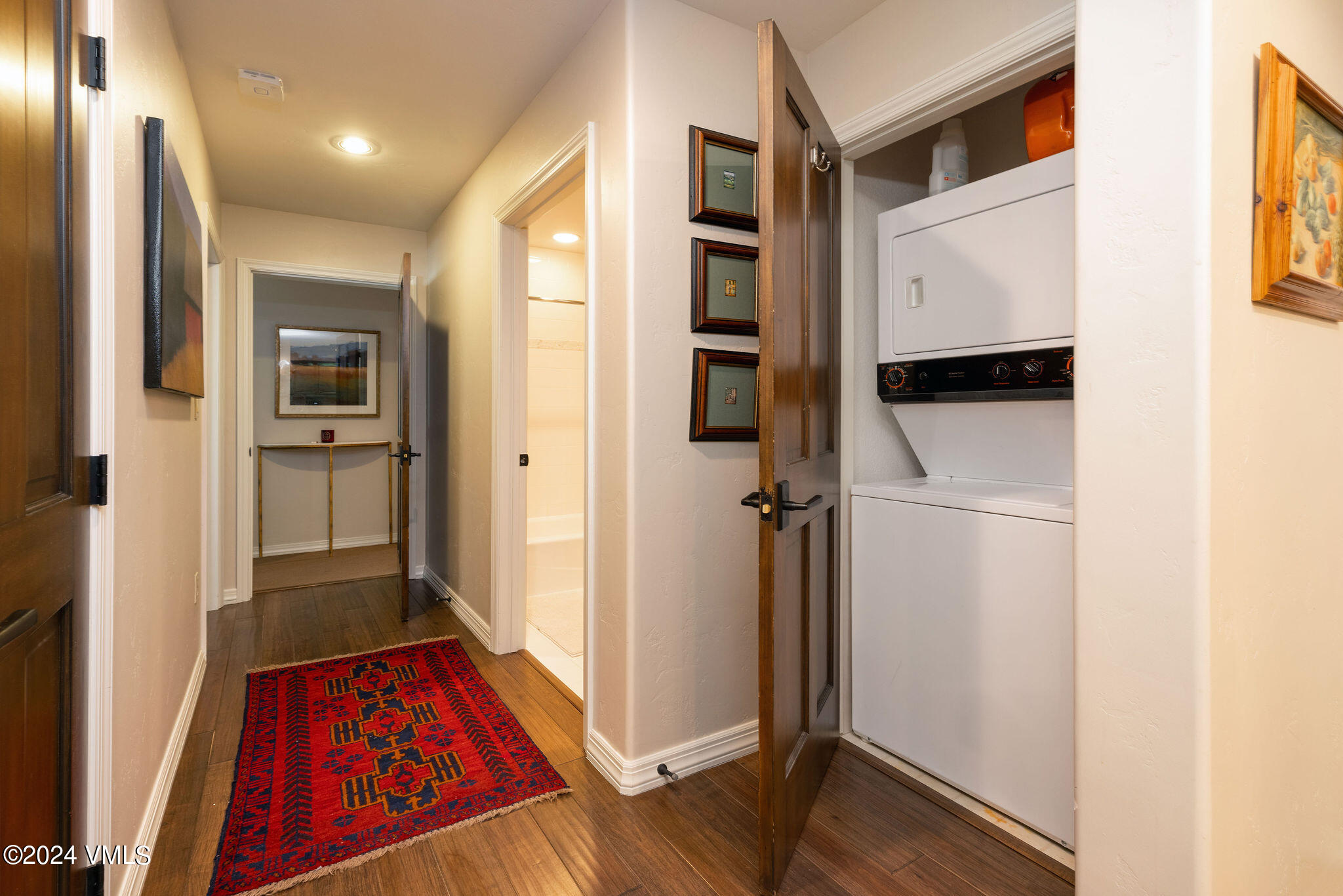 74 Cresta Road, Unit 209 Edwards, CO 81632 - Photo 6 of 13 aspenwood_lodge_209_interior_laundry