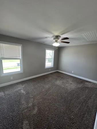 $1,050 | 1717 Manning Drive, Unit A, Clarksville, TN 37042