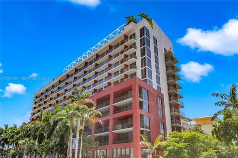 $899,900 | 90 Northeast 32nd Street, Unit PH03, Miami, FL 33127