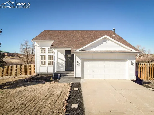 $430,000 | 473 South Hook Court, Pueblo, CO 81007