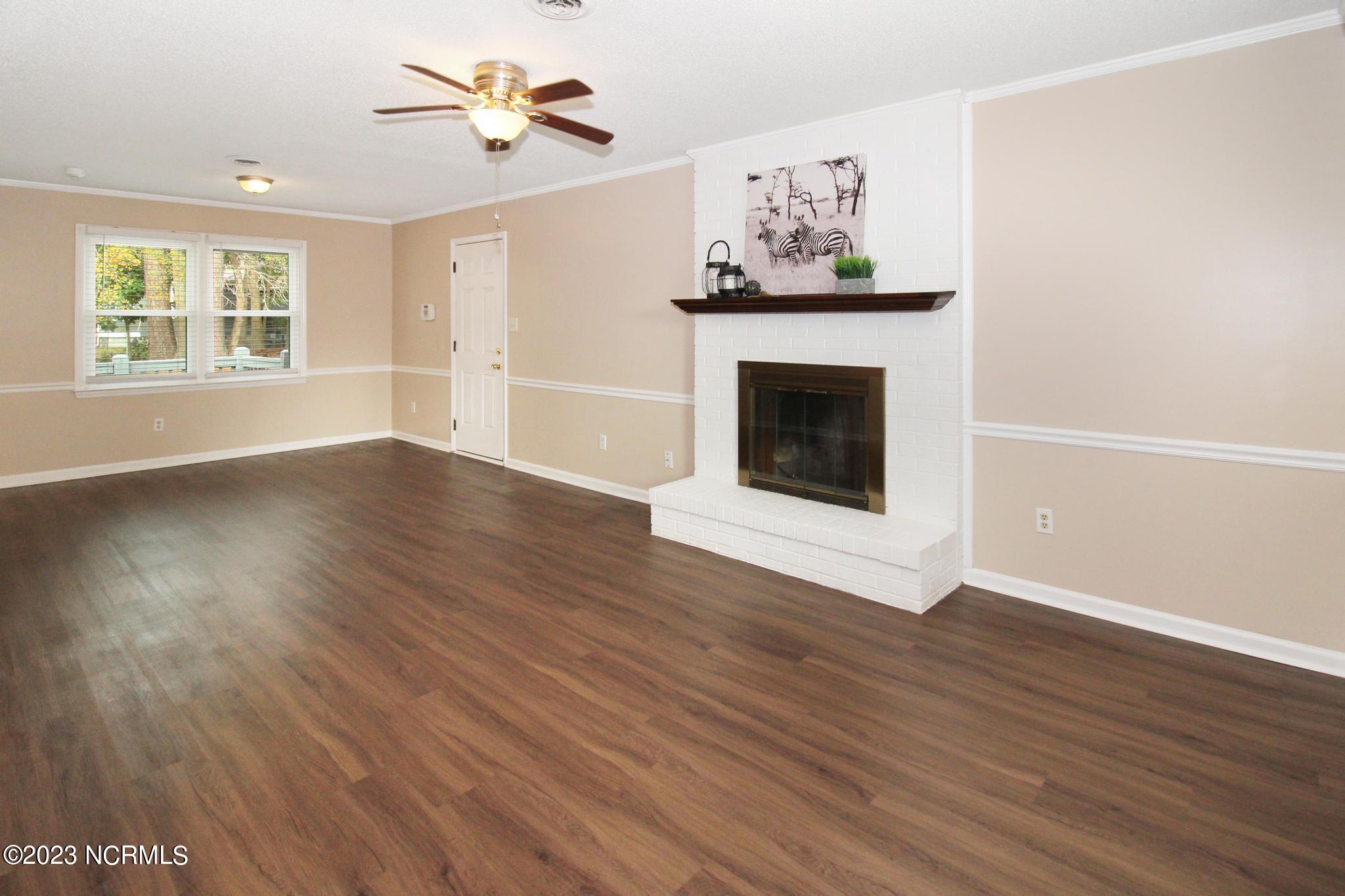 103 Nottingham Road Jacksonville, NC 28546 - Photo 2 of 41 IMG_0839