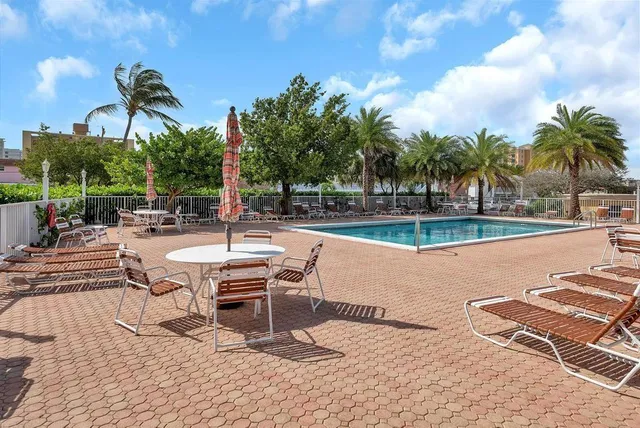 $3,800 | 1009 North Ocean Boulevard, Unit 503, Pompano Beach, FL 33062