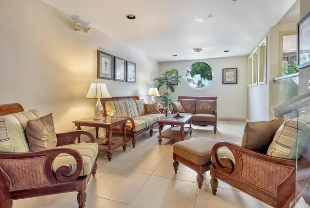 $3,800 | 1009 North Ocean Boulevard, Unit 503, Pompano Beach, FL 33062