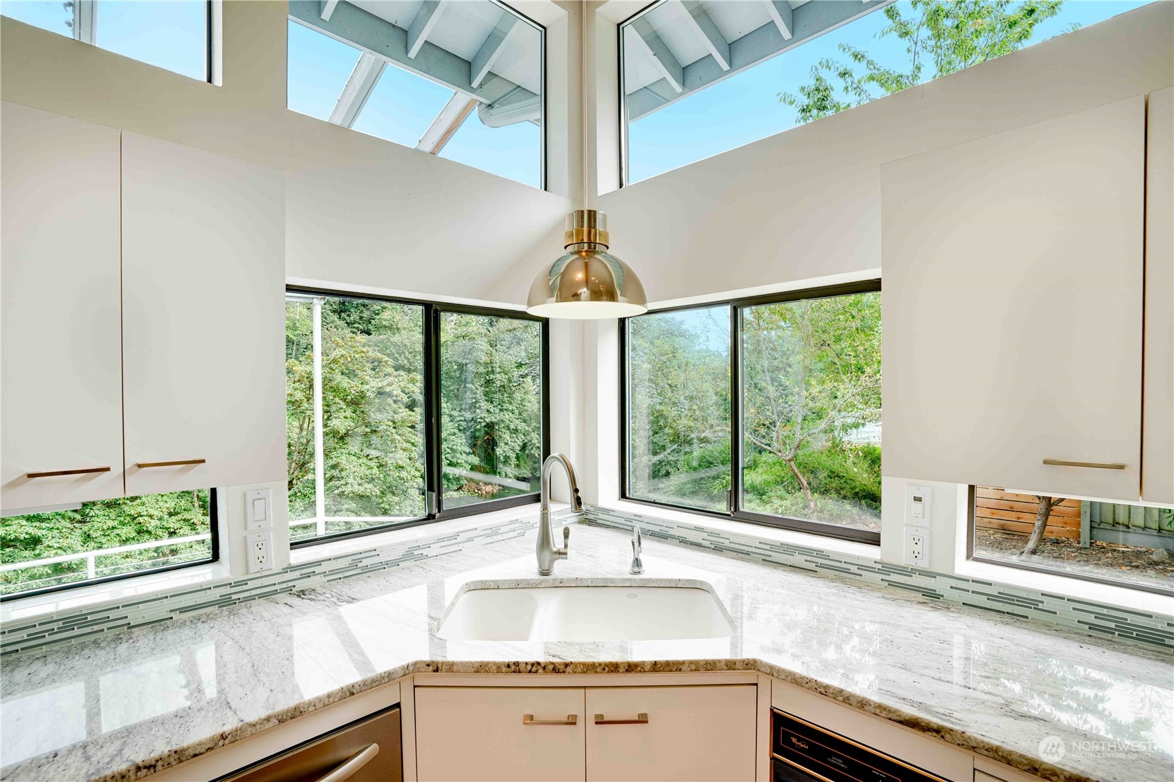 26530 Lake Fenwick Road South Kent, WA 98032 - Photo 19 of 40 Gallery Image 19