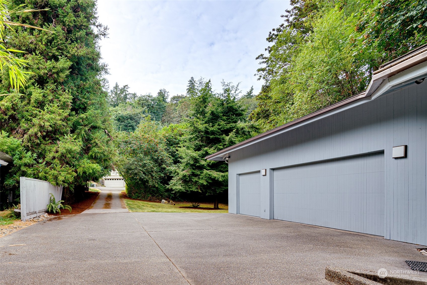 26530 Lake Fenwick Road South Kent, WA 98032 - Photo 37 of 40 Gallery Image 37