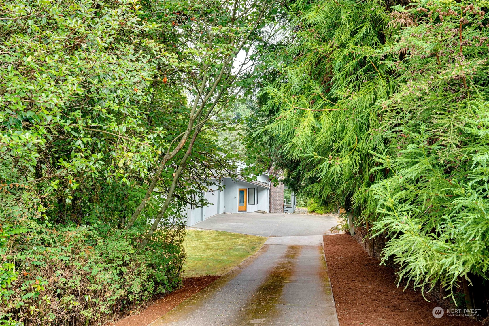 26530 Lake Fenwick Road South Kent, WA 98032 - Photo 8 of 40 Gallery Image 8