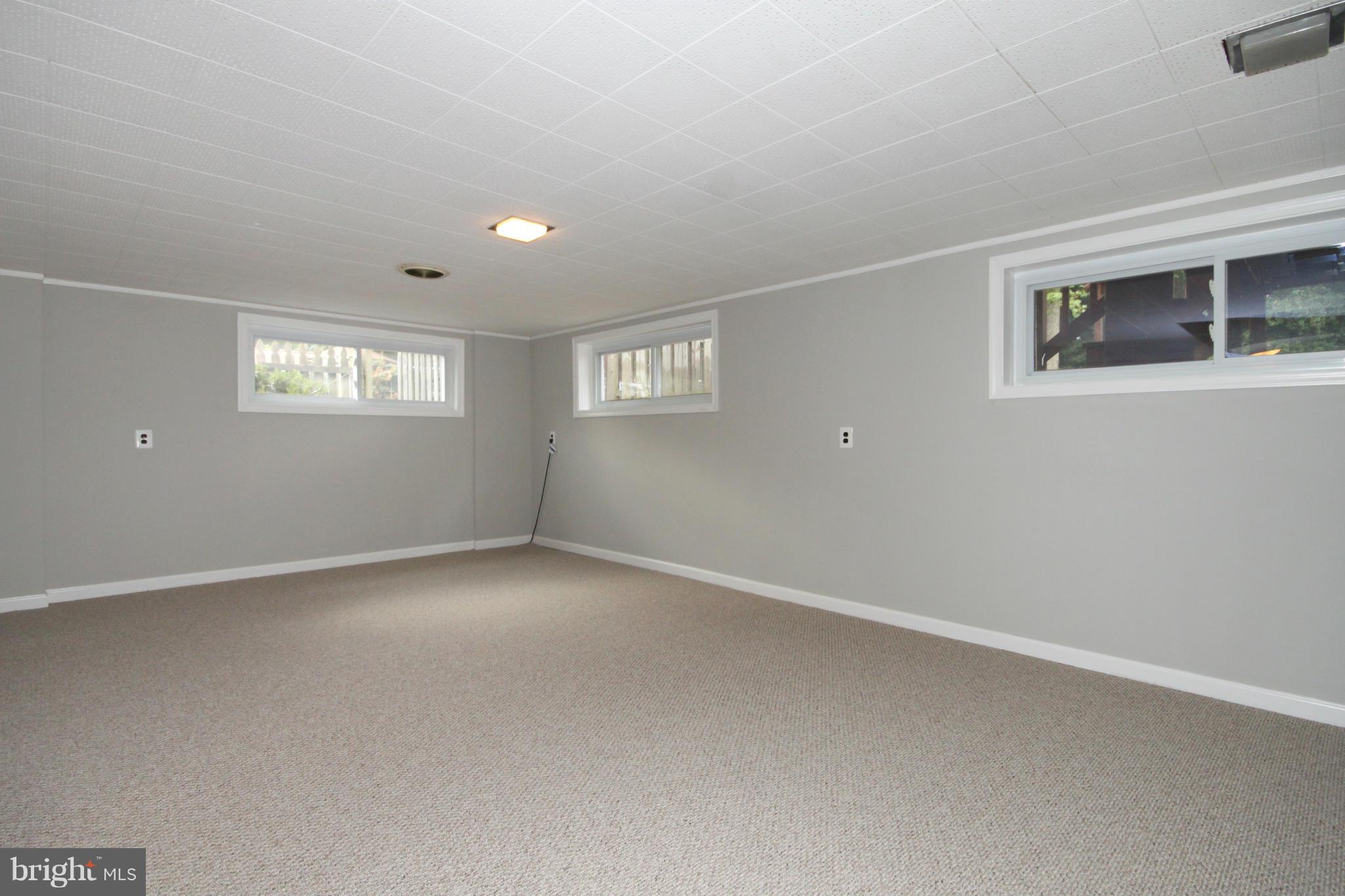 7602 Elgar Street Springfield, VA 22151 - Photo 23 of 30 Interior (General)