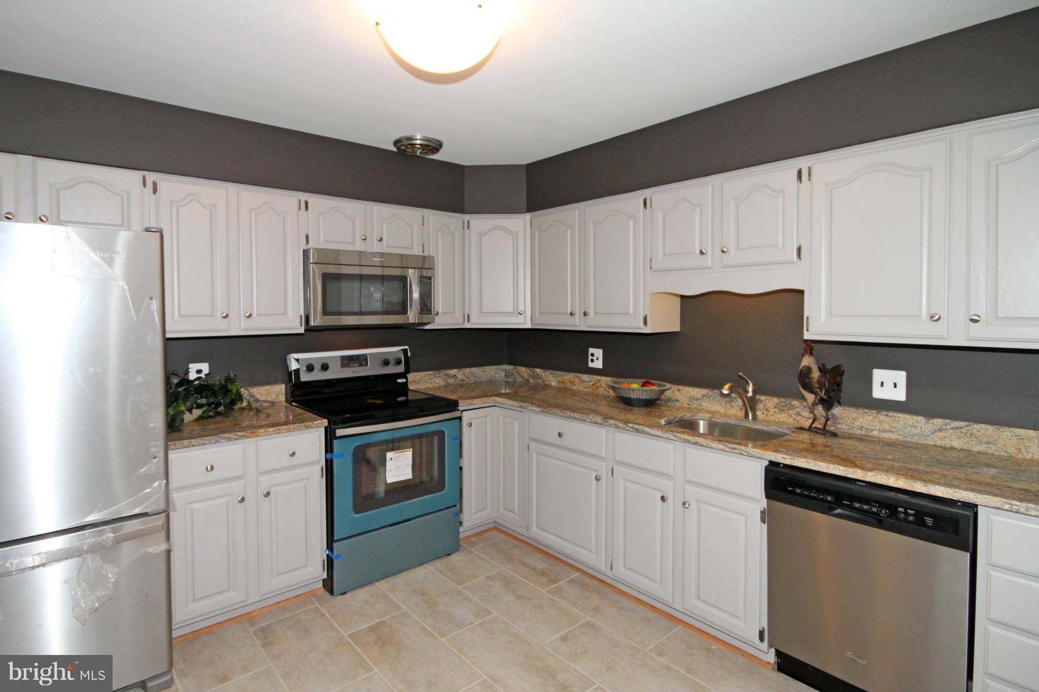 7602 Elgar Street Springfield, VA 22151 - Photo 7 of 30 Kitchen