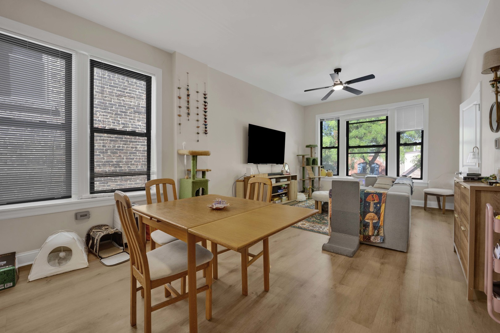 614 South Loomis Street, Unit 2 Chicago, IL 60607 - Photo 4 of 14