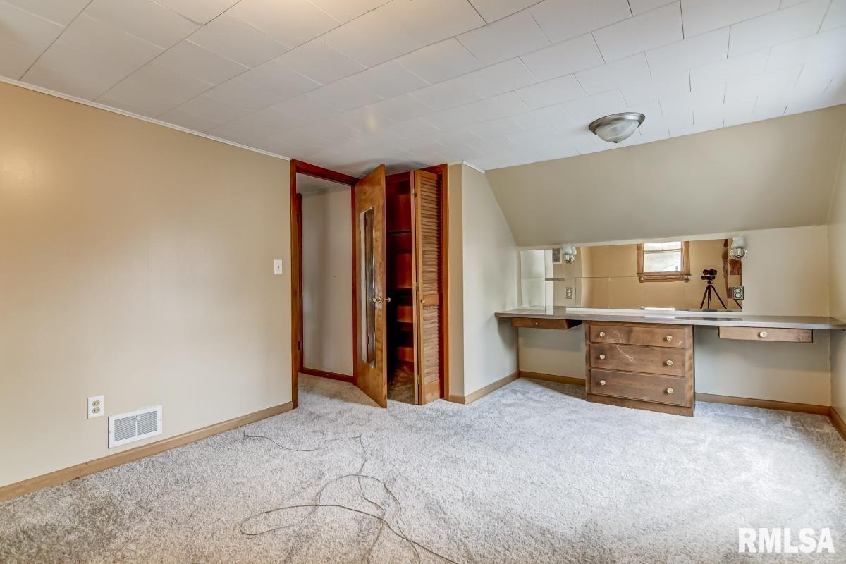 2040 North 7th Street Springfield, IL 62702 - Photo 23 of 32