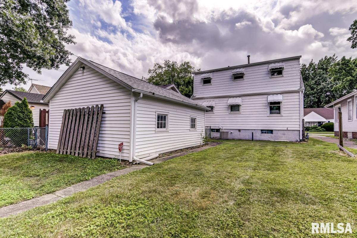 2040 North 7th Street Springfield, IL 62702 - Photo 32 of 32