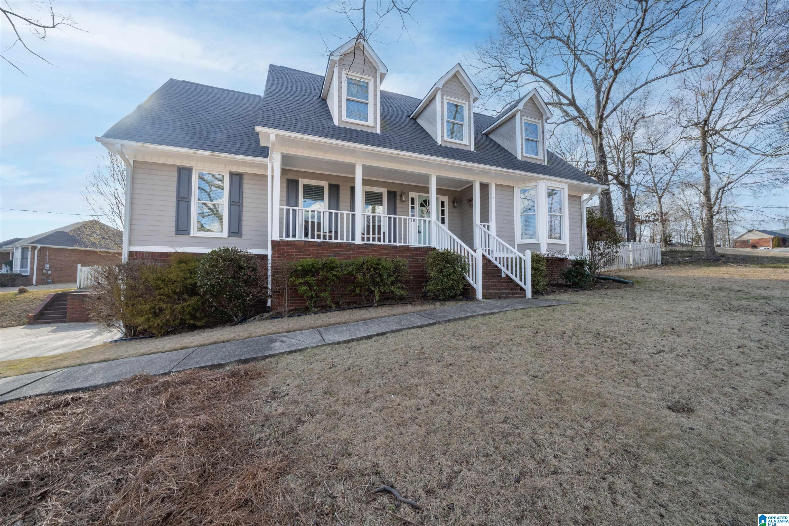100 Red Maple Lane Trussville, AL 35173 - Photo 2 of 44