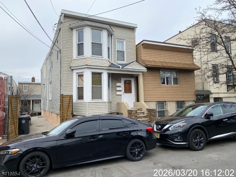 38 Delancy Street Newark, NJ 07105 - Photo 15 of 23