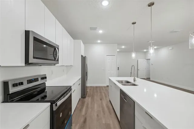 $279,900 | 2565 West Laredo Drive, Citrus Springs, FL 34433