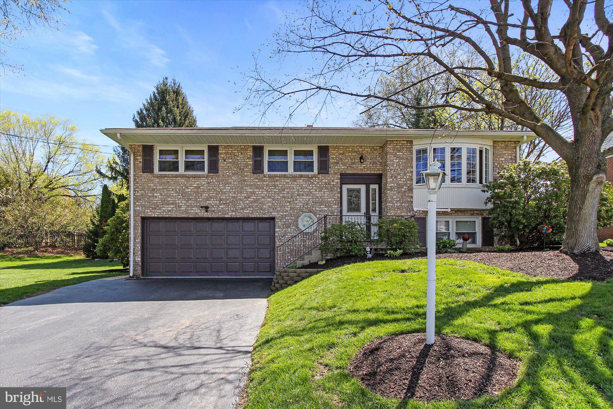 2805 Cambridge Road York, PA 17402 - Photo 1 of 28 Gallery Image 1