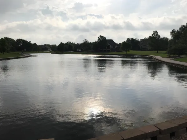 $43,500 | 325 Old Colony Court, North Newton, KS 67117