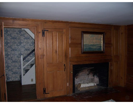 717 Main Street Boxford, MA 01921 - Photo 3 of 9