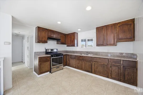 $80,000 | Undisclosed Address, Bakersfield, CA 93304