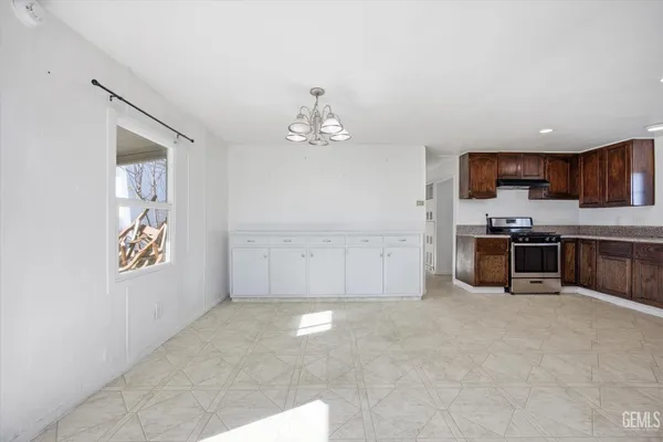 $80,000 | Undisclosed Address, Bakersfield, CA 93304