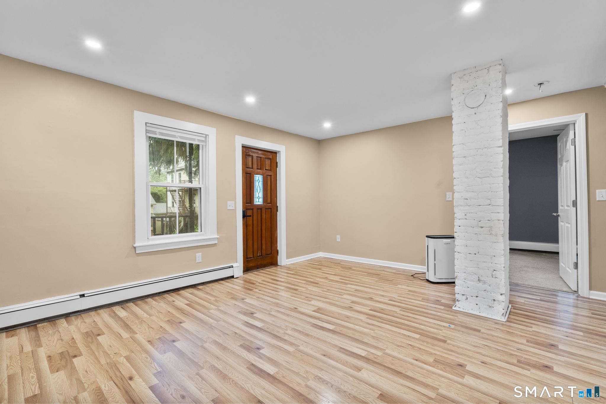 137 High Street Vernon, CT 06066 - Photo 12 of 37