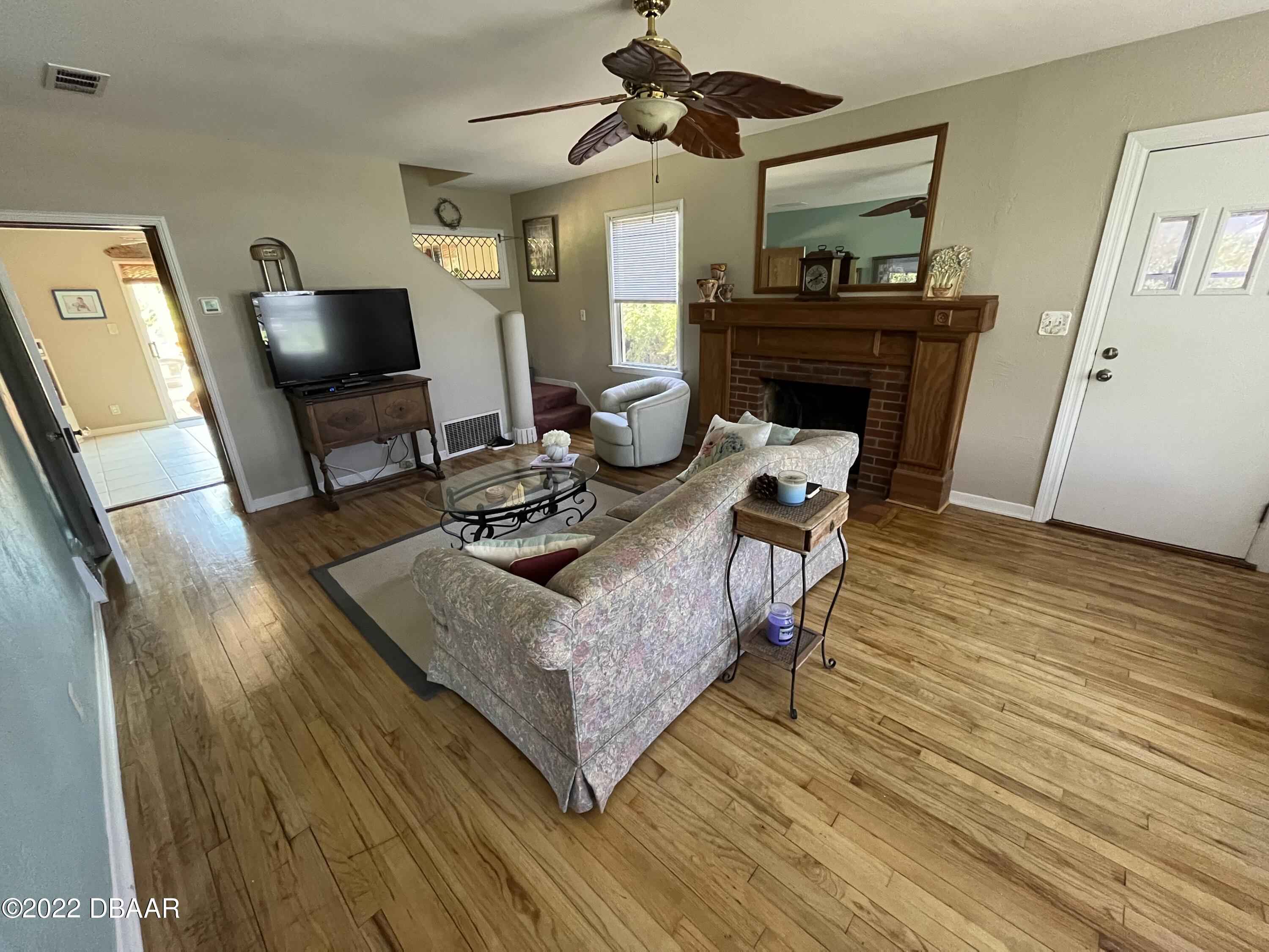 425 Wisteria Road Daytona Beach, FL 32118 - Photo 18 of 37 IMG_7640