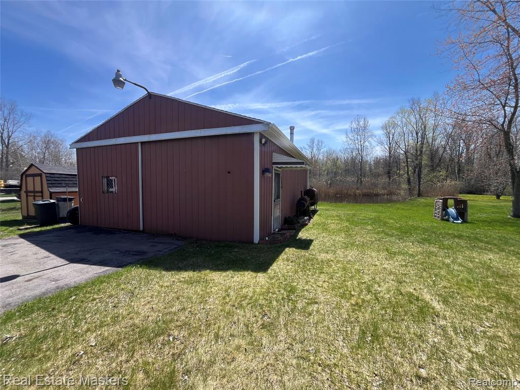 5117 Ravenswood Road Smiths Creek, MI 48074 - Photo 16 of 18