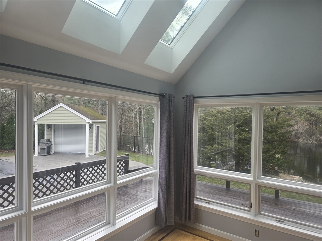 55 Bullivant Farm Road Marion, MA 02738 - Photo 9 of 40