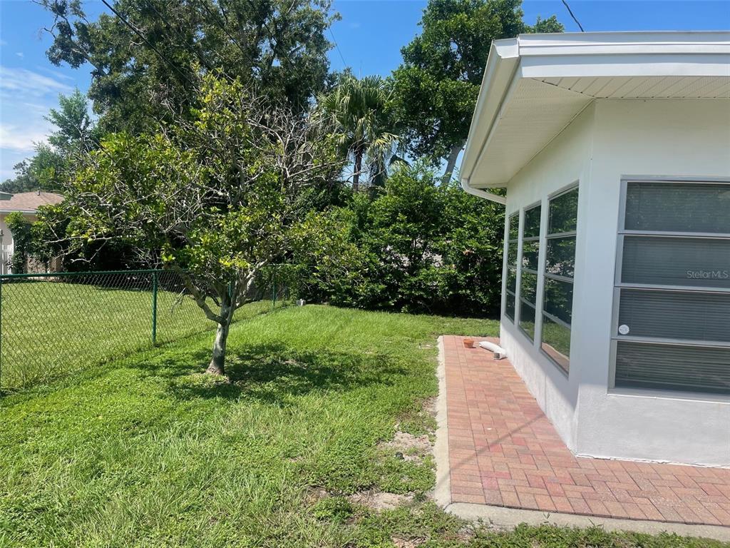 2019 High Ridge Drive Clearwater, FL 33763 - Photo 21 of 30 a view of backyard with green space
