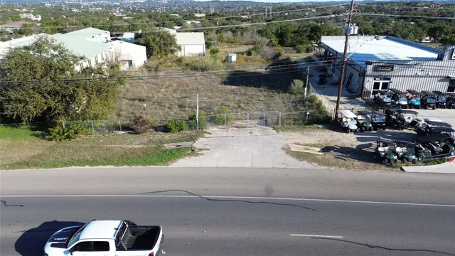 $850,000 | 2001 Ranch Road 620, Austin, TX 78734