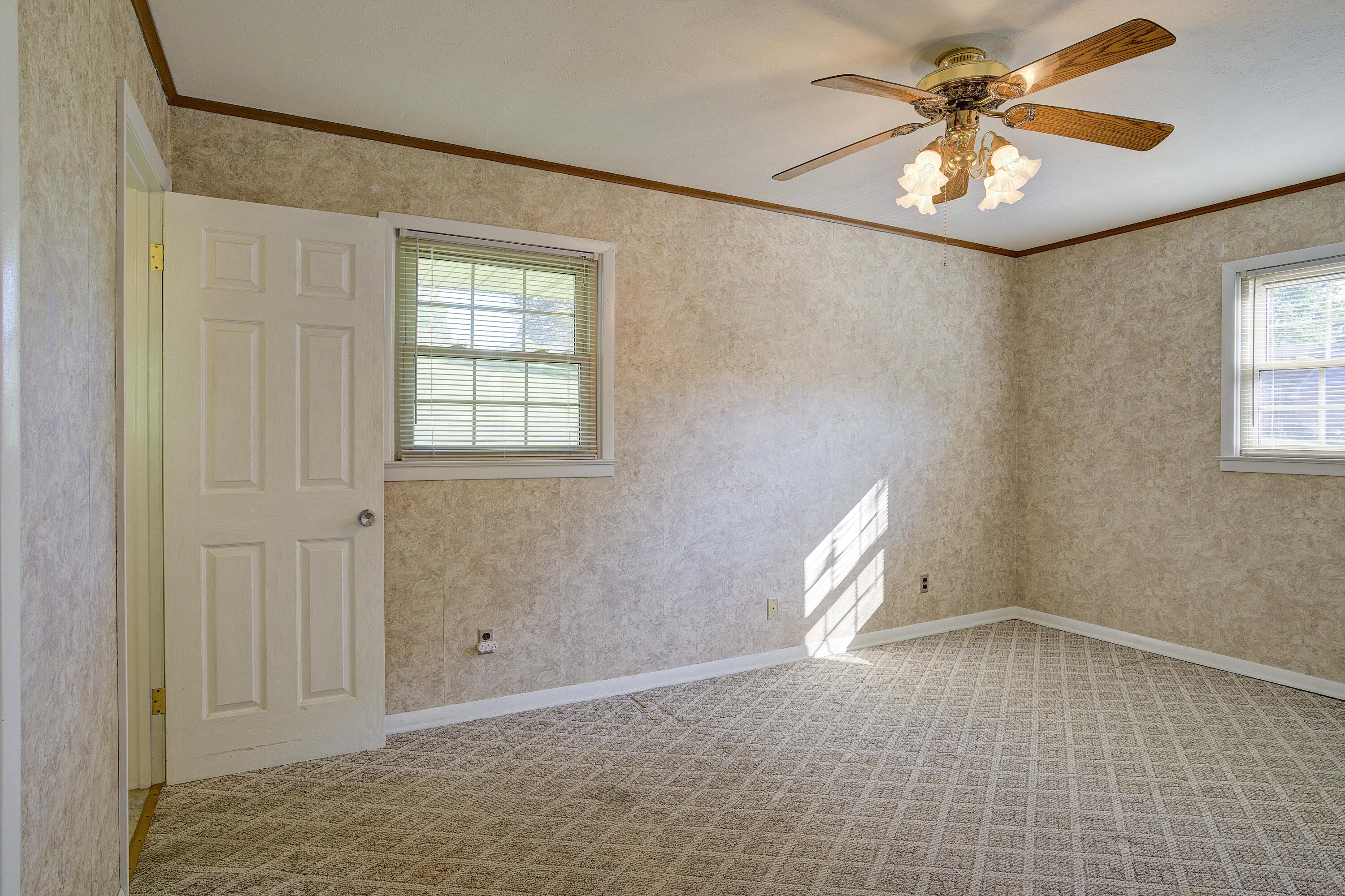 200 Montezuma Road Kingsport, TN 37664 - Photo 29 of 43 Monte-18