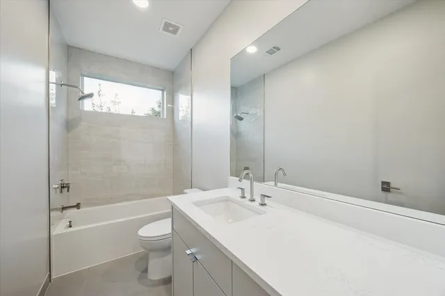 $2,849,000 | 2129 Quenby Street, Houston, TX 77005