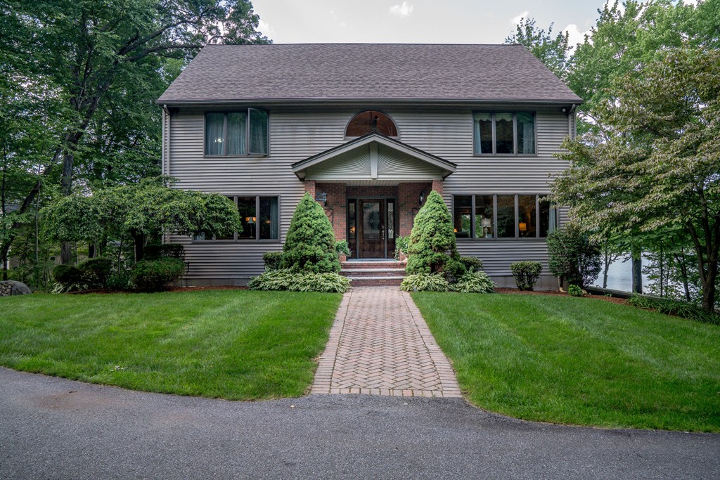 1 Bumpy Lane Methuen, MA 01844 - Photo 1 of 30 Gallery Image 1