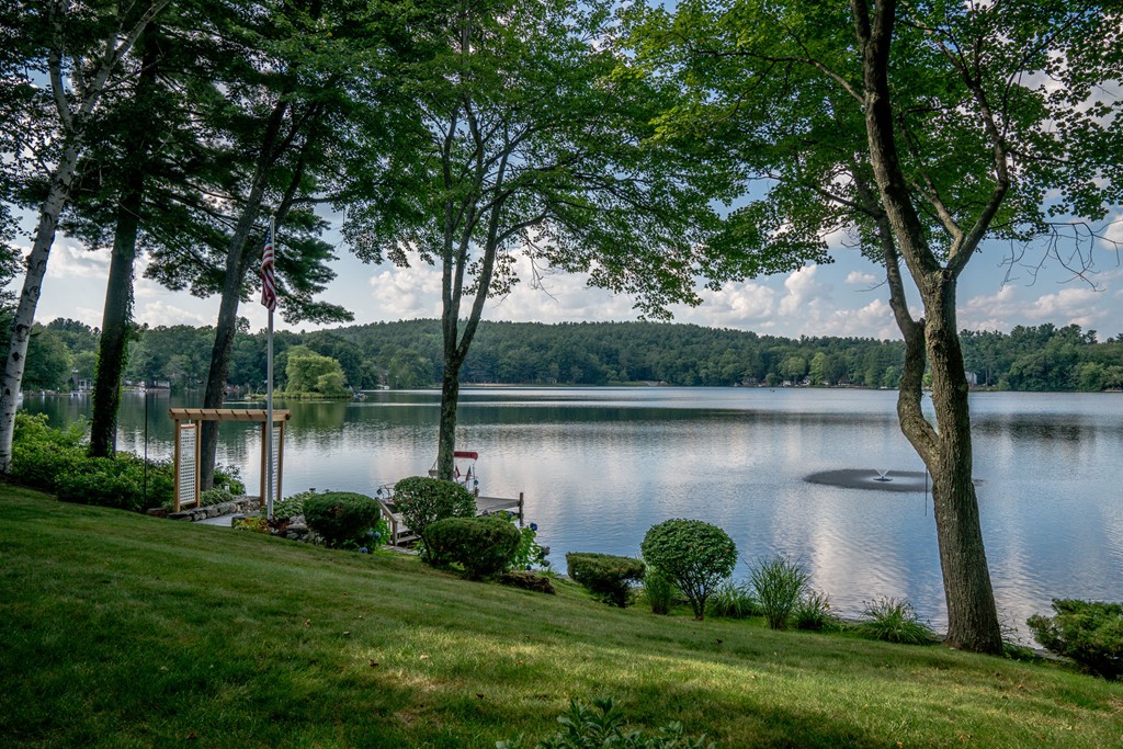 1 Bumpy Lane Methuen, MA 01844 - Photo 3 of 30 Gallery Image 3