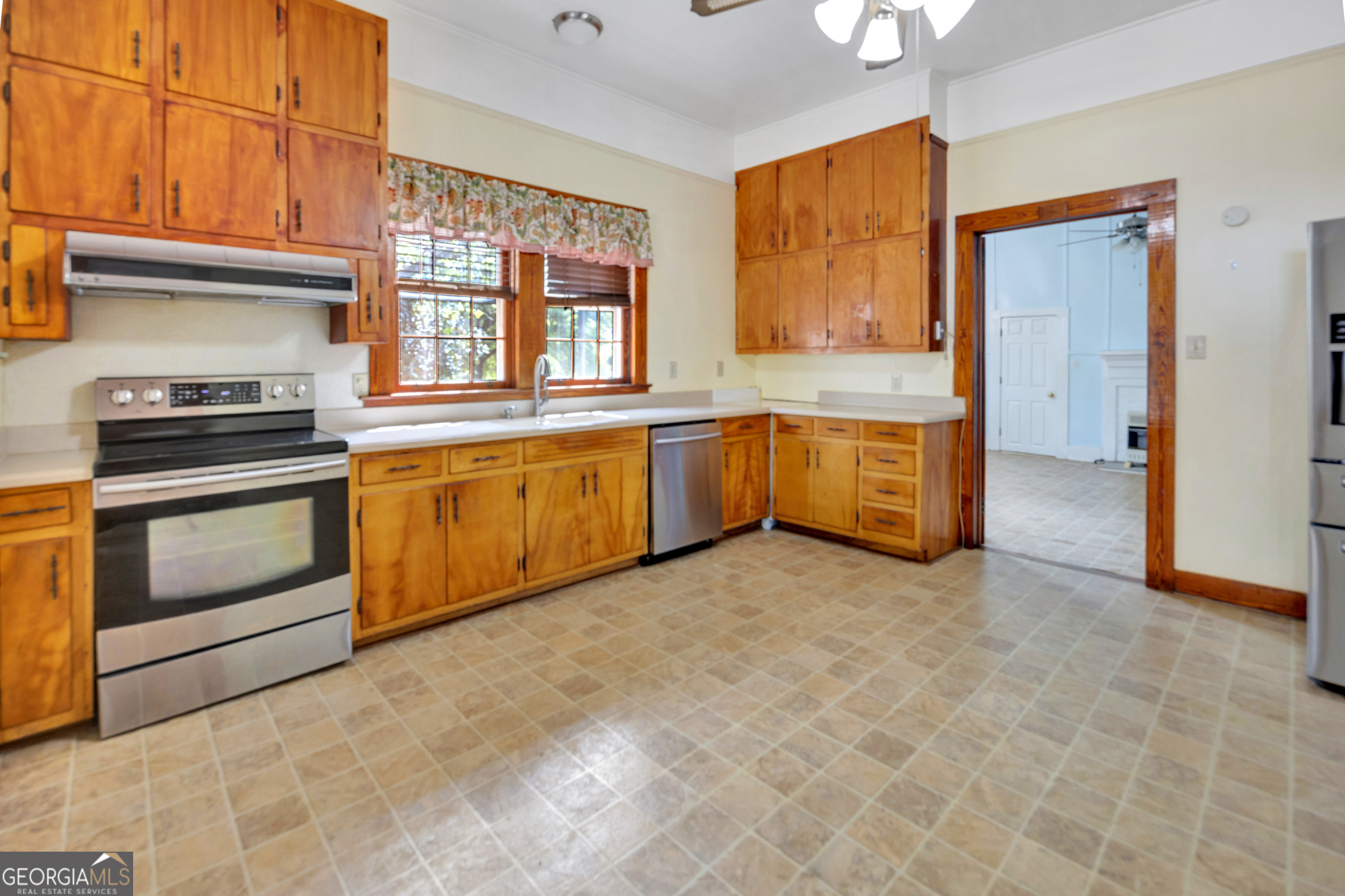 1635 Highway 36 Jackson, GA 30233 - Photo 6 of 55