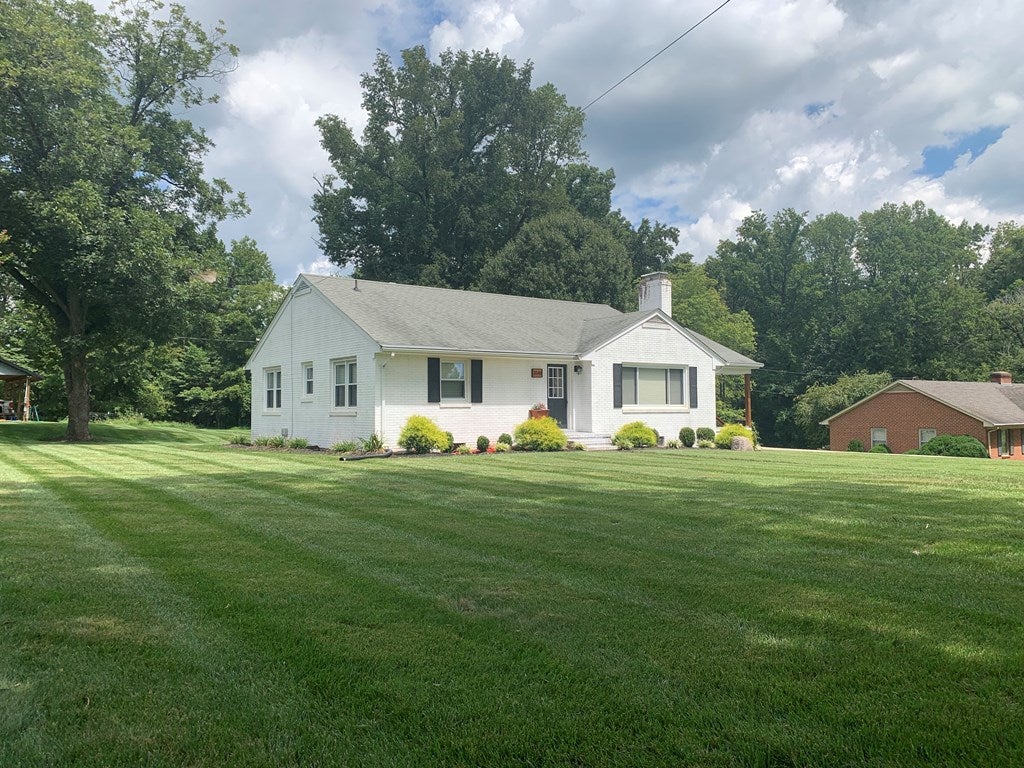 3141 Bellevue Road Halifax, VA 24558 - Photo 5 of 77 Gallery Image 5