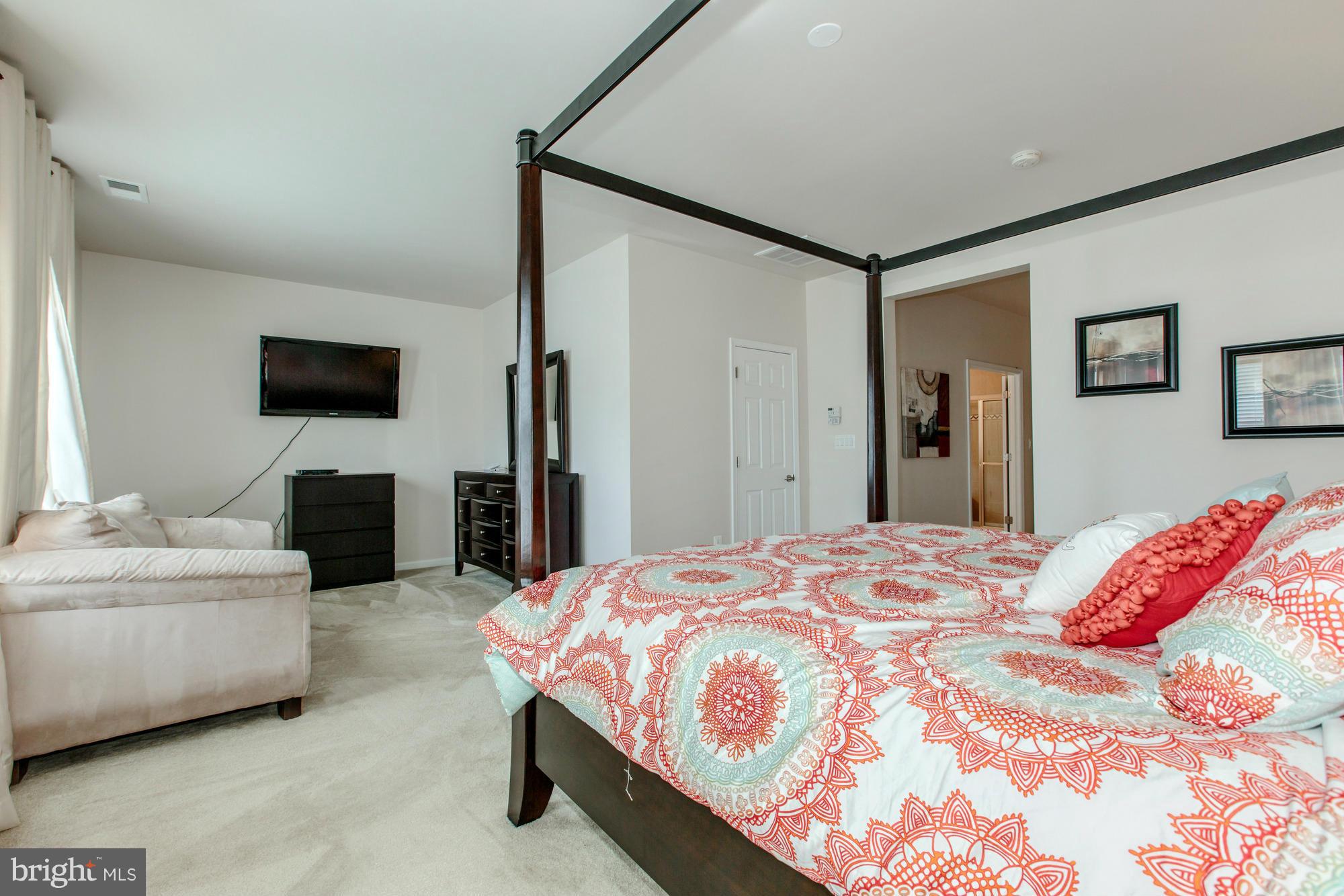 6002 Masondale Road Alexandria, VA 22315 - Photo 14 of 30 Bedroom (Master)