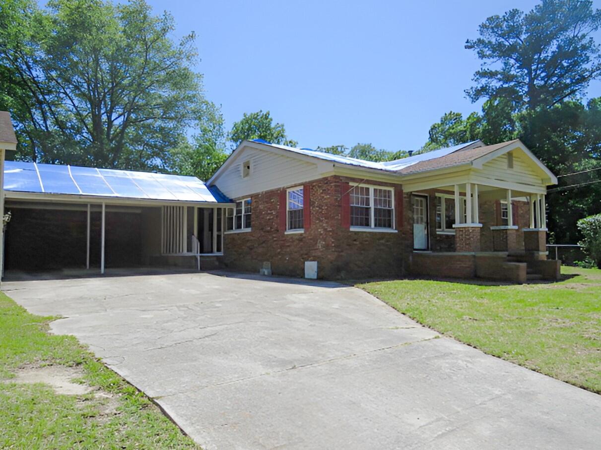 2114 Howard Road Augusta, GA 30906 - Photo 2 of 16 IMG_7736