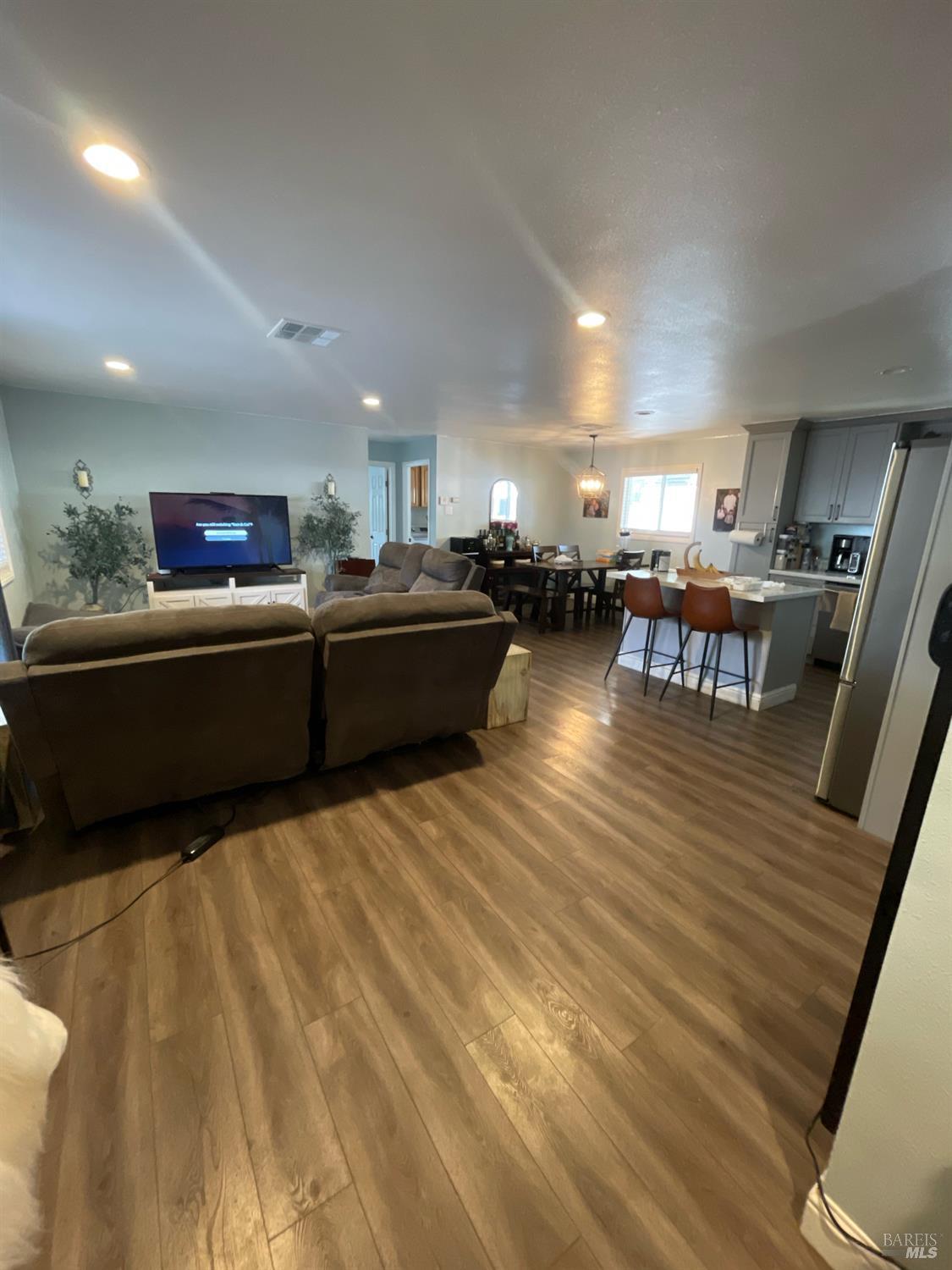 193 Rancho Verde Circle Rohnert Park, CA 94928 - Photo 2 of 14