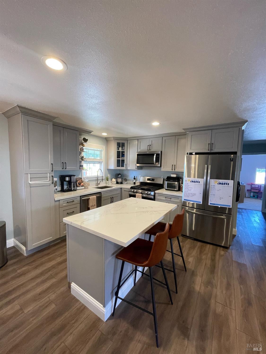 193 Rancho Verde Circle Rohnert Park, CA 94928 - Photo 3 of 14